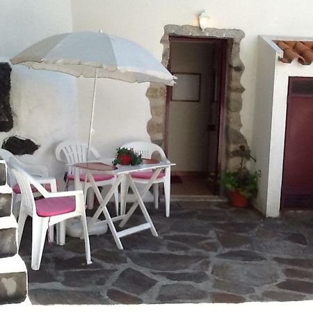 Casinha A Beira Ribeirio Villa มันเตย์กัส ภายนอก รูปภาพ