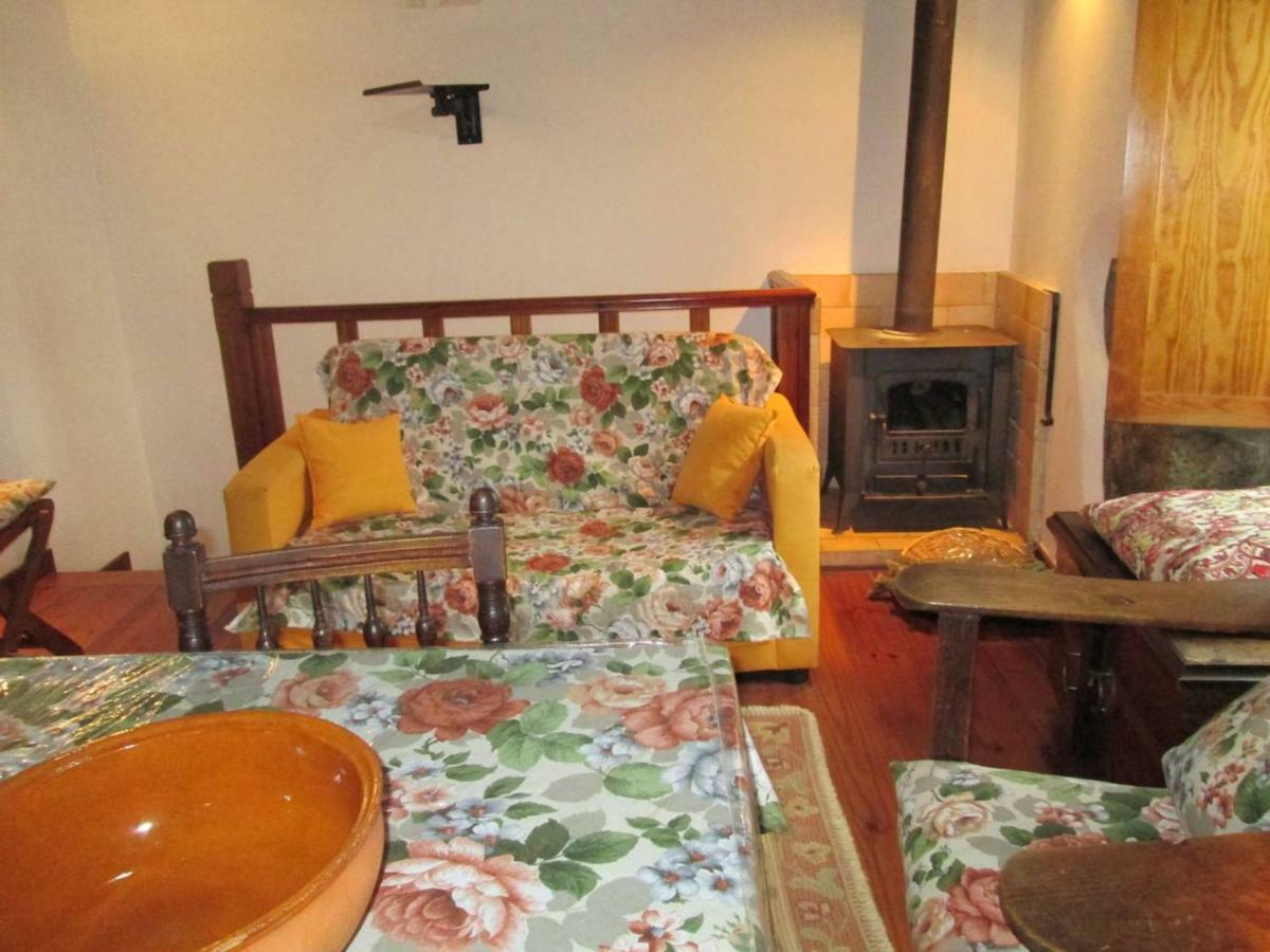 Casinha A Beira Ribeirio Villa มันเตย์กัส ภายนอก รูปภาพ