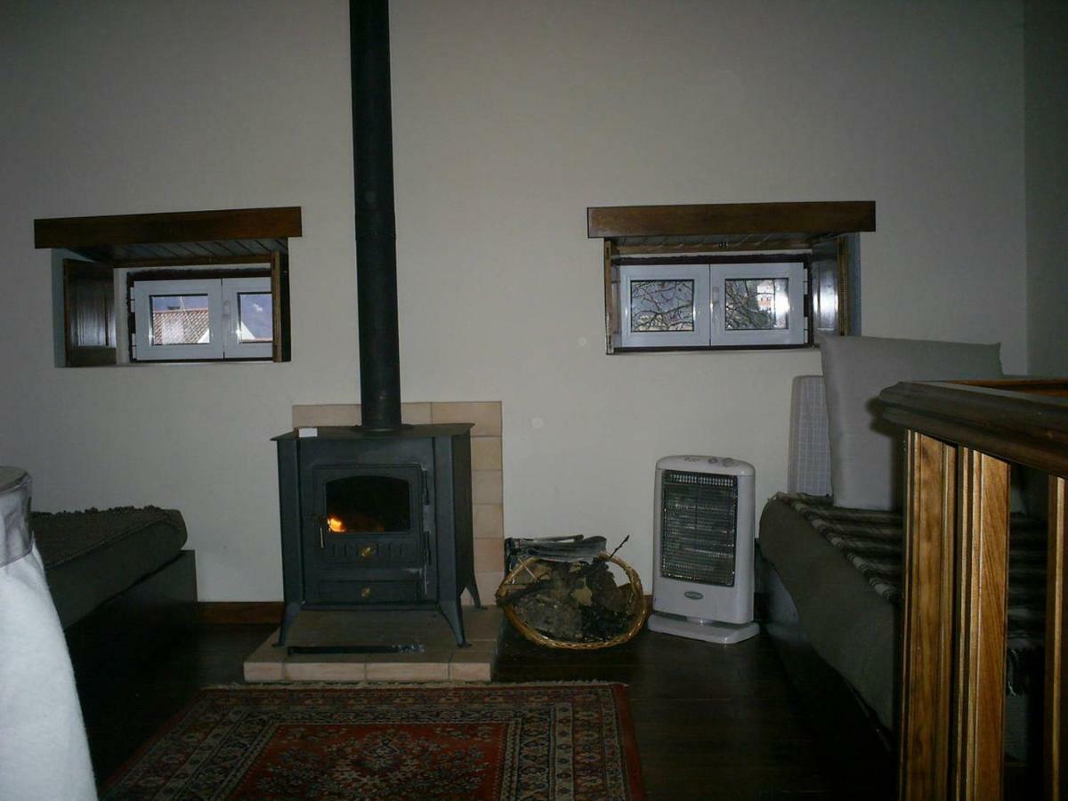 Casinha A Beira Ribeirio Villa มันเตย์กัส ภายนอก รูปภาพ